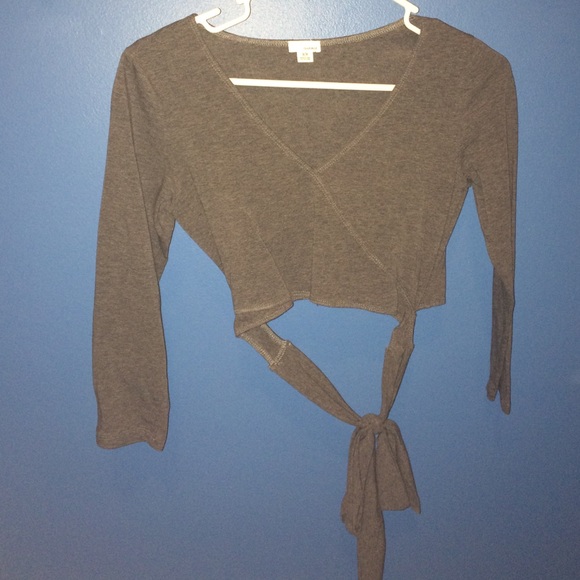 Grey crop top - Picture 1 of 2