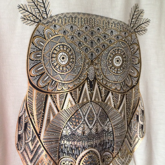 Owl patterned top.  With sparkle embellishments. - Picture 2 of 2