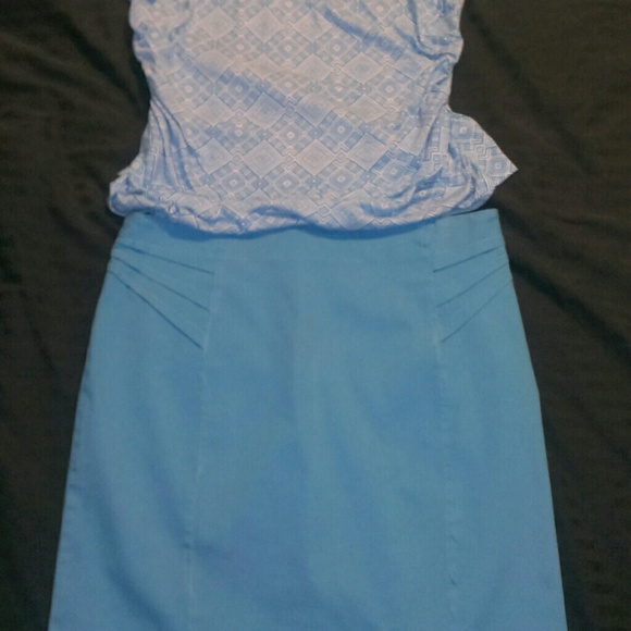 **SOLD** BUNDLE**pencil skirt side pin tuck pleats - Picture 3 of 4