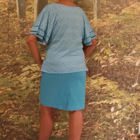 **SOLD** BUNDLE**pencil skirt side pin tuck pleats - Picture 4 of 4