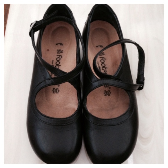 Footprints By Birkenstocks 8 / 7