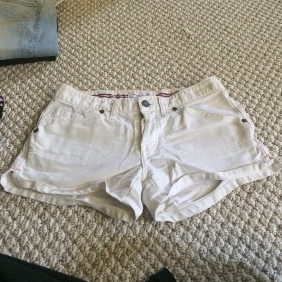 abercrombie & fitch white shorts