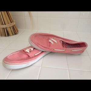 Coral Sperry's