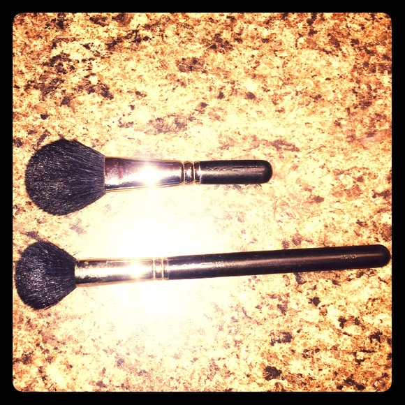 MAC makeup brushes