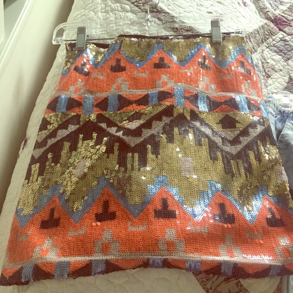 Sequenced Aztec Print Skirt