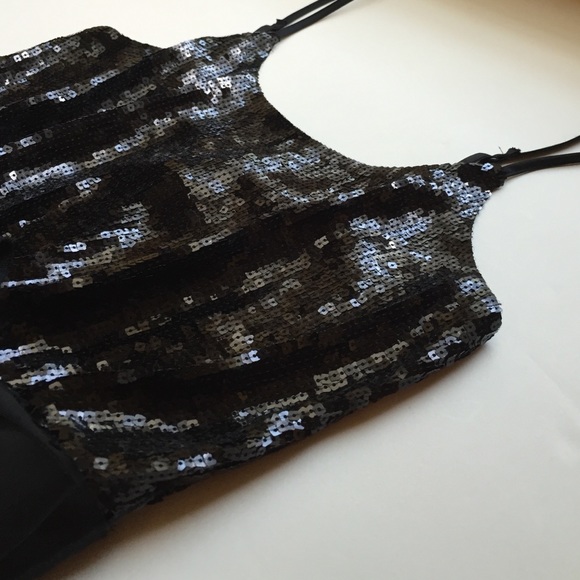 Express cocktail dress - Picture 3 of 4