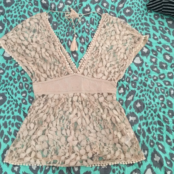 Light pink fashion tee from Forever 21