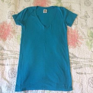 Blue Vneck tee