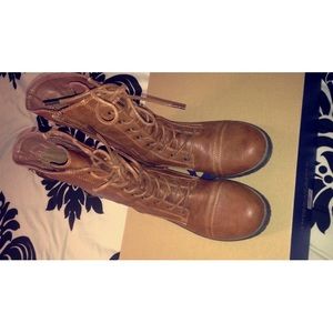 Bundle for @miahradcliff