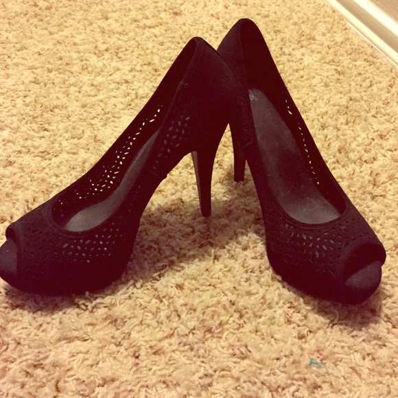 Apt. 9 Shoes - Apt 9 black heels