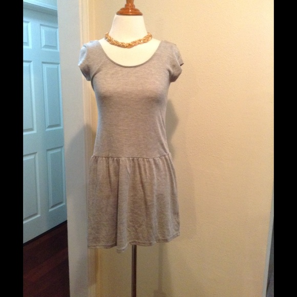 Lace detailed dress