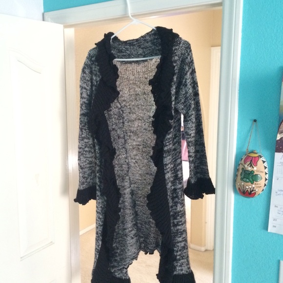 Black and grey Kessley wool long sweater - Picture 1 of 4