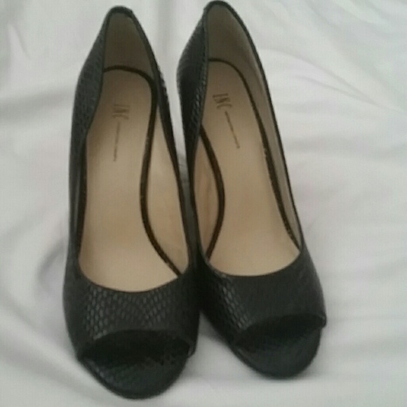 Black shoes