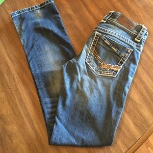 Buckle jeans