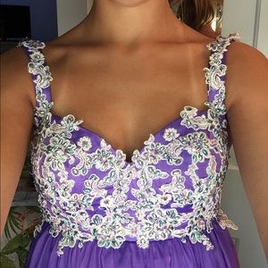 La femme homecoming/short prom dress