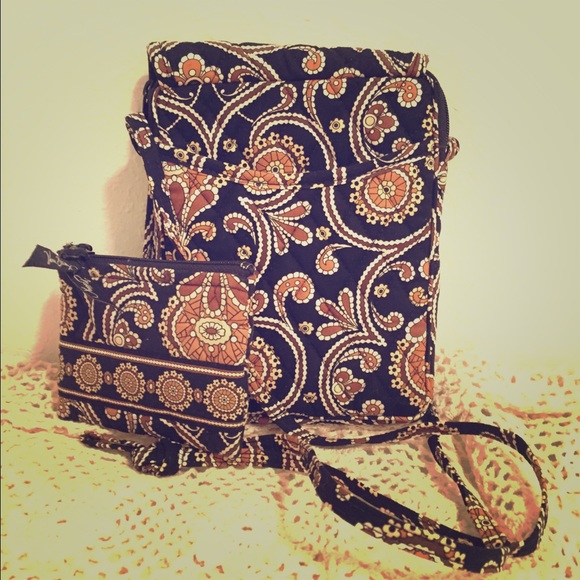 Vera Bradley Small Cross Body Purse and wallet