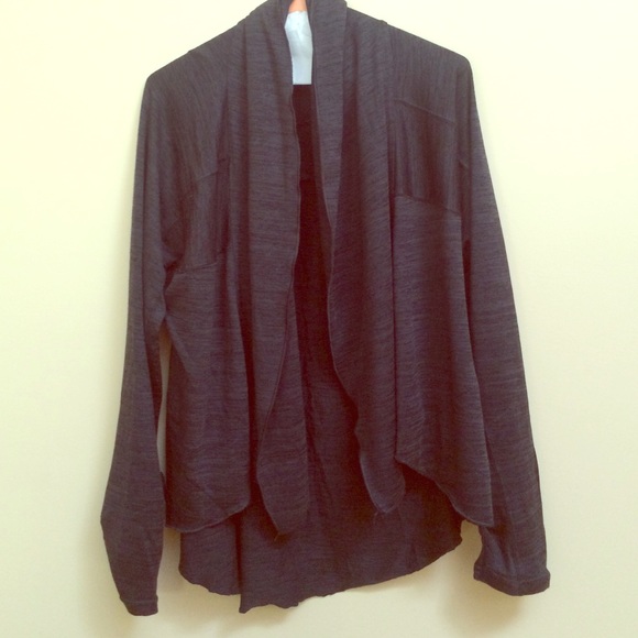 Grey sporty cardigan