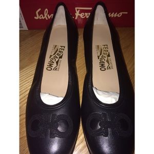 Salvatore Ferragamo flats