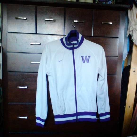 Nike Jackets & Blazers - Authentic NIKE UW Jacket