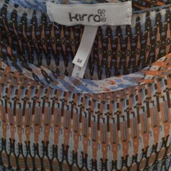 Split Back Top - Picture 3 of 3