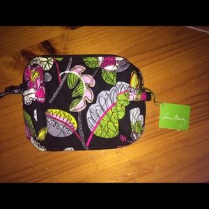 Cosmetic bag