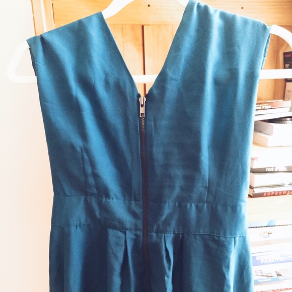 Dress with pockets. - Picture 4 of 4