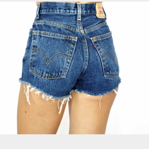 501 Levi's high waisted shorts
