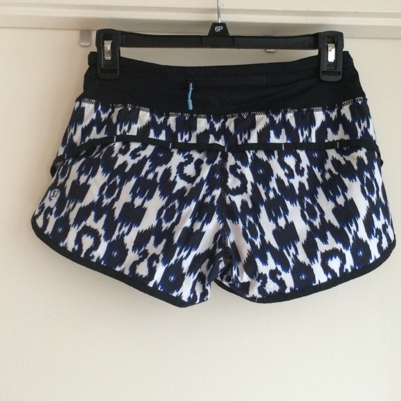 SOLD Lululemon speed shorts in blue ikat - Picture 2 of 3