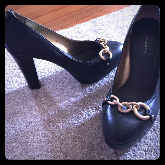 Banana Republic heels