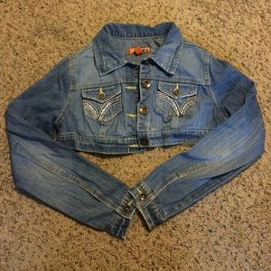 Cropped Long Sleeve Denim Jacket