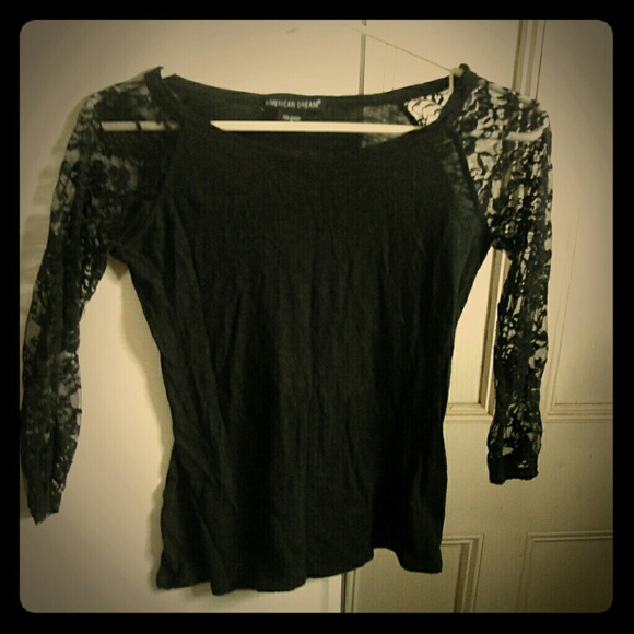 *Like new lace top