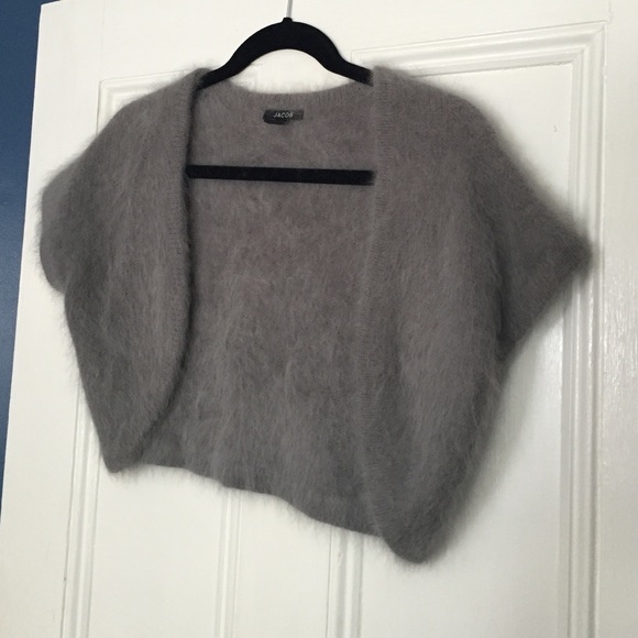 Deep grey angora crop