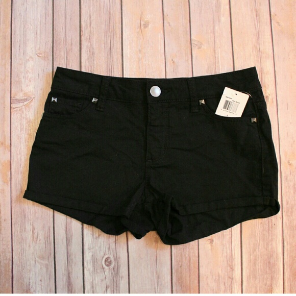 Tinseltown black shorts - size 5 - NWT