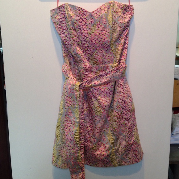 H&M Sweetheart Strapless Dress w/Belt & Pockets