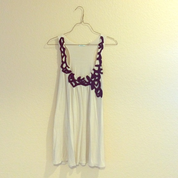 Black and white long tank