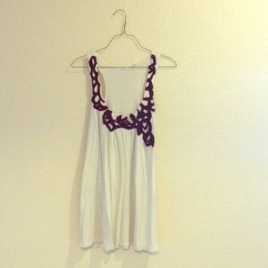 Black and white long tank