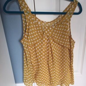 yellow polka dot shirt