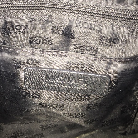 Michael Kors Purse - Picture 4 of 4