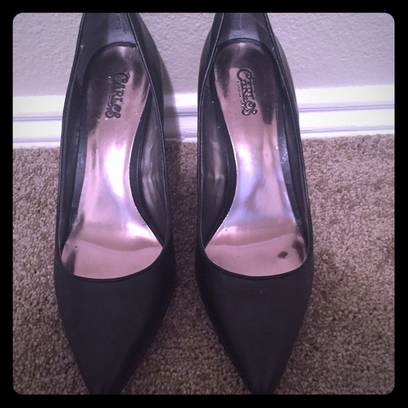 Carlos Santana Black Pumps