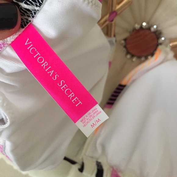 Keyhole triangle bikini top only multi color geo🔥 - Picture 4 of 4