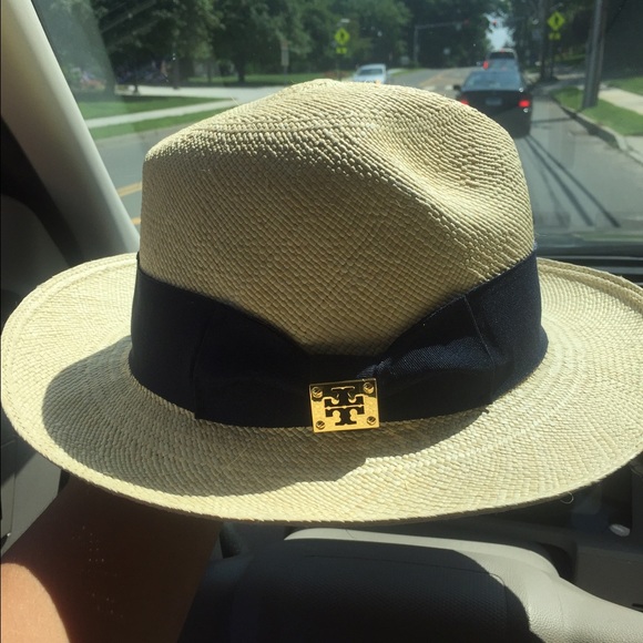 Tory Burch hat. Navy Blue