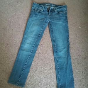 American Eagle skinny jeans