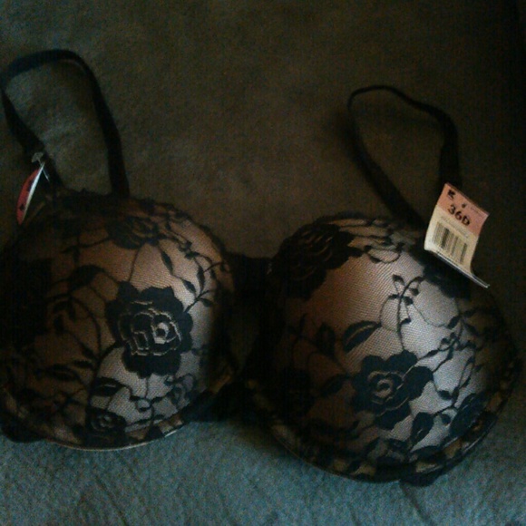 NWT Bra