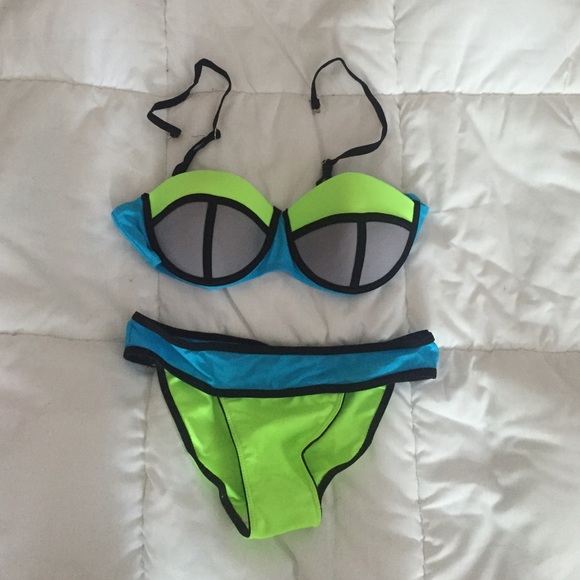 Color block bikini - Picture 2 of 3