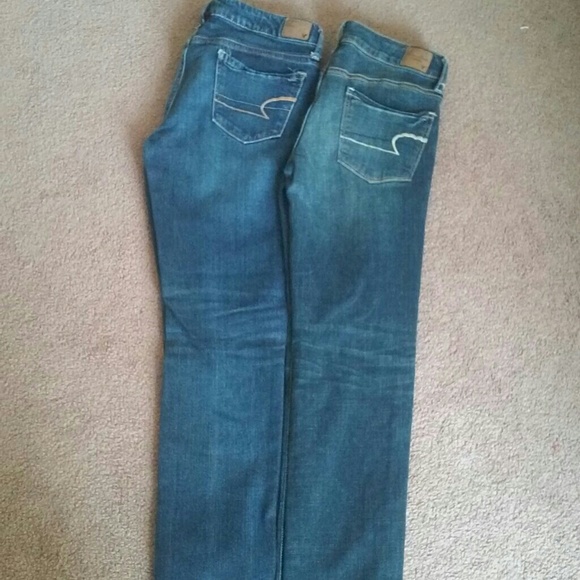 2 pairs of American Eagle skinny jeans