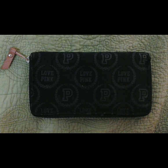 VS PINK wallet