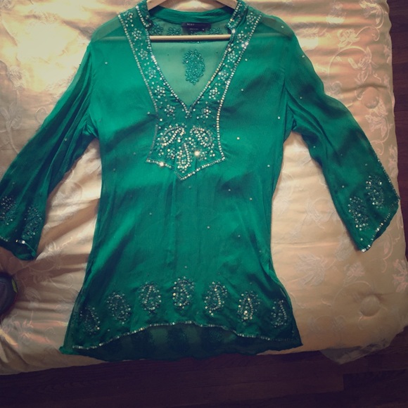 Gorgeous green BcBg tunic