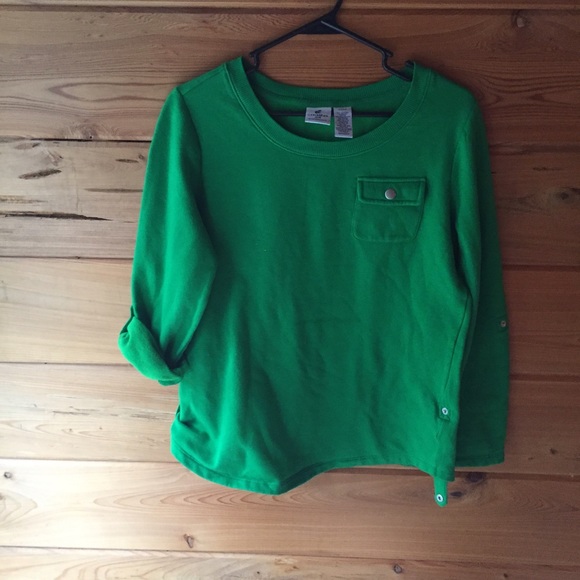 Kelly green pull over