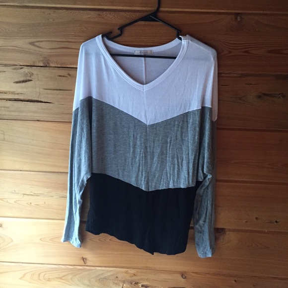 Multi colored piko top