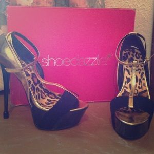 Shoedazzle pumps cheetah print
